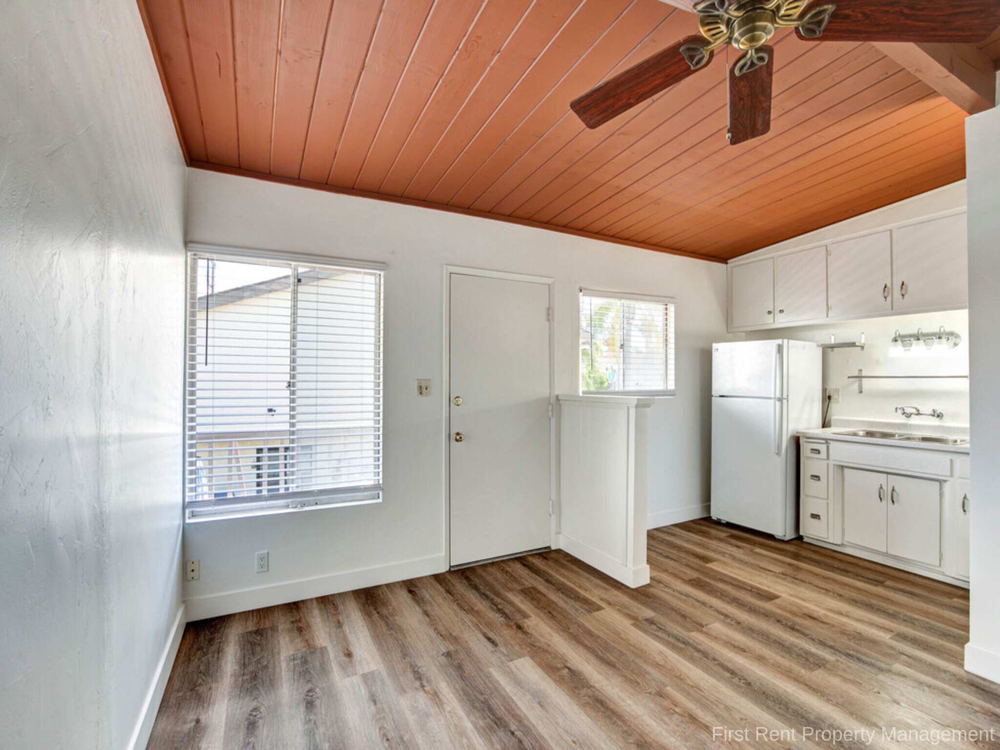 1278 Robinson Ave. - 7
